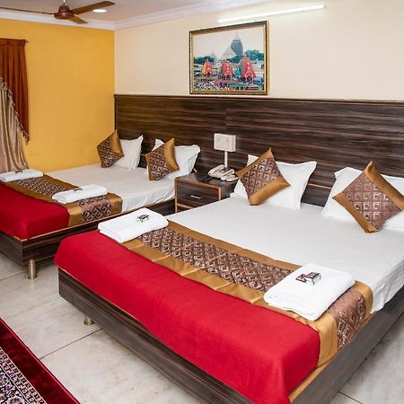 Vrindavan Comfort Inn Hyderabad Luaran gambar